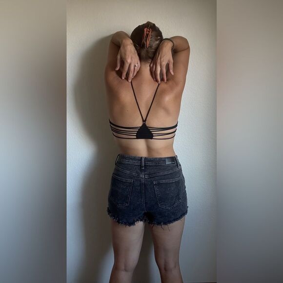 Kendall & Kylie High Rise Drifter Shorts Black Acid Wash - Picture 9 of 15